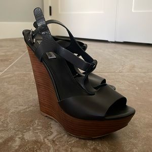 Steve Madden Wood Sole Wedges- 5inches